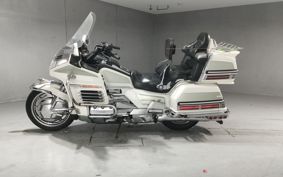 HONDA GL1500 GOLD WING 2000 SC22