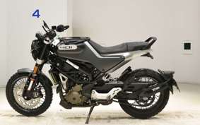 HUSQVARNA SVARTPILEN 401 2023