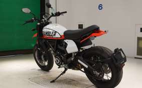 DUCATI SCRAMBLER URBAN モタ 2022
