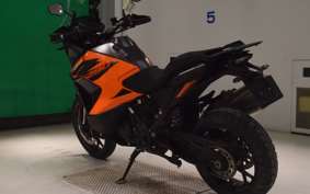 KTM 1290 SUPER ADVENTURE S 2021