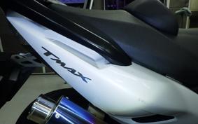 YAMAHA T-MAX 530 2014 SJ12J
