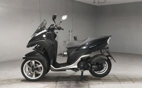 YAMAHA TRICITY 125 SE82J