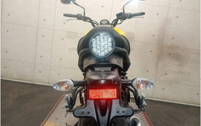 YAMAHA XSR700 2018 RM11