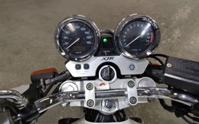YAMAHA XJR400 R 2002 RH02J