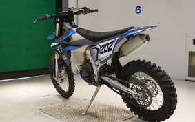 TRIUMPH TF250E