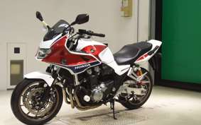 HONDA CB1300SB SUPER BOLDOR EP 2015 SC54