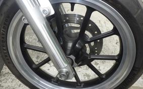 HARLEY XL883LI 2011
