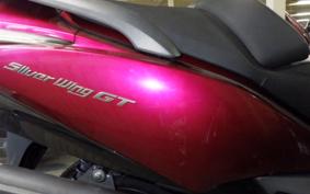 HONDA SILVER WING 400 GT Type 2009 NF03