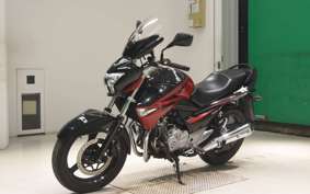 SUZUKI GSR250 2022