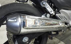 SUZUKI GSR250