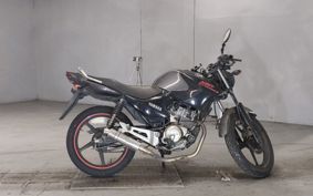 YAMAHA YBR125 RE05