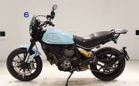 DUCATI SCRAMBLER ICON 2015