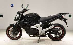 SUZUKI ｸﾞﾗﾃﾞｨｳｽ400 2011 VK58A