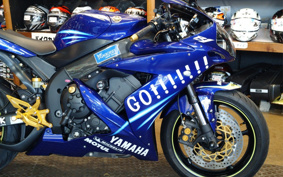 YAMAHA YZF-R1 2005 RN13
