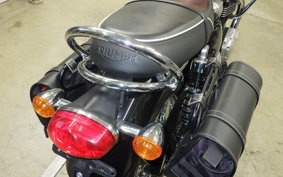 TRIUMPH BONNEVILLE T100 2020