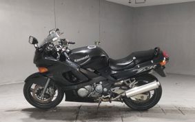 KAWASAKI ZZR400 2002 ZX400N