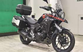 SUZUKI Vｽﾄﾛｰﾑ250A 2009