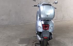 VESPA  VESPA GTS SUPER  TEC 300 M4571