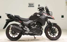 SUZUKI Vｽﾄﾛｰﾑ250A 2022
