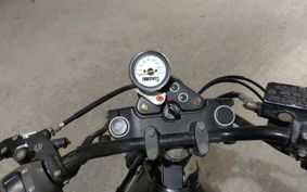 SUZUKI GLASS TRACKER BIG BOY NJ47A