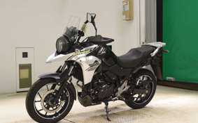 SUZUKI Vｽﾄﾛｰﾑ250A