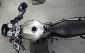 KAWASAKI ZR 700 2000 ZR750F