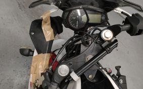YAMAHA YZF-R25 RG10J