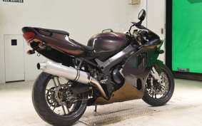 KAWASAKI NINJA ZX-7R 2000