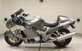 SUZUKI GSX1300R HAYABUSA 2002