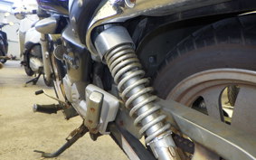 SUZUKI GZ150