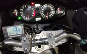 SUZUKI GSX-1300R HAYABUSA 2000 GW71A