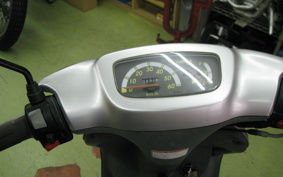 YAMAHA JOG SPACEINO BEIGEYON SA01J