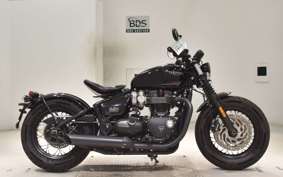 TRIUMPH BONNEVILLE BOBBER 2018