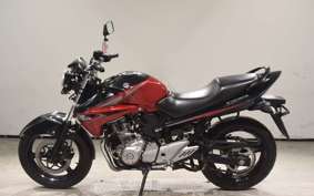 SUZUKI GSR250 2023