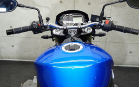 SUZUKI GSR750 2014 C5111