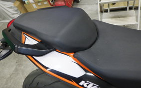 KTM 125 DUKE 2023