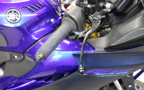YAMAHA YZF-R15 2021