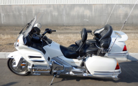 HONDA GL1800 GOLDWING  2002 SC47