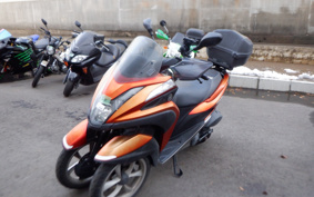 YAMAHA TRICITY 125 SE82J