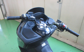 HONDA FORZA MF08