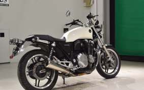 HONDA CB1100 2010 SC65