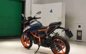 KTM 390 DUKE 2025