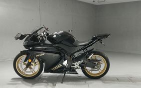 YAMAHA YZF-R125 RE06