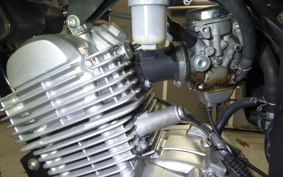 YAMAHA YB125SP 2012