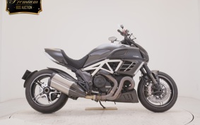 DUCATI DIAVEL AMG 2012