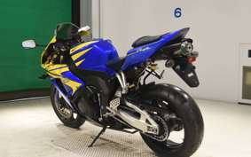 HONDA CBR1000RR 2006 SC57