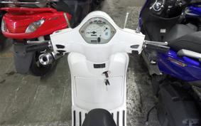 VESPA LX150IE