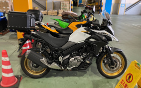 SUZUKI DL650 ( V-Strom 650 ) 2023 C733M