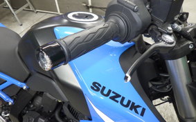 SUZUKI GSX-8S 2023 EM1AA