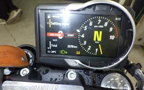 TRIUMPH SCRAMBLERナイトシフト 2024